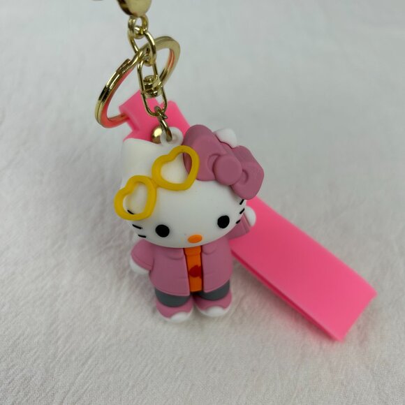 Hello Kitty Accessories - Hello Kitty Keychain With Pink Wrist Strap